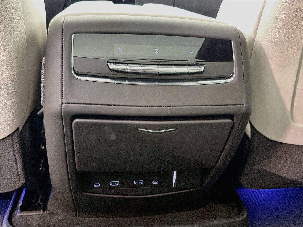2026 Cadillac Escalade ESV Platinum Edition