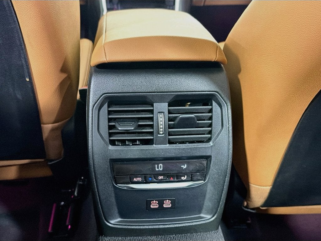 2024 BMW 3 Series 330i