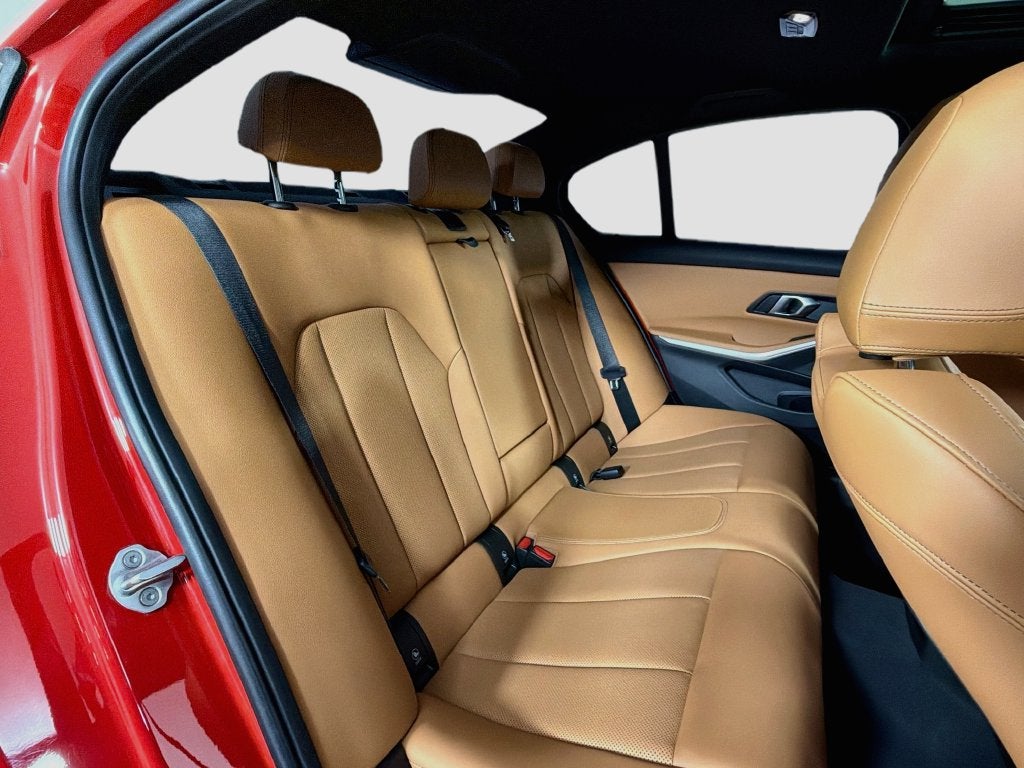 2024 BMW 3 Series 330i