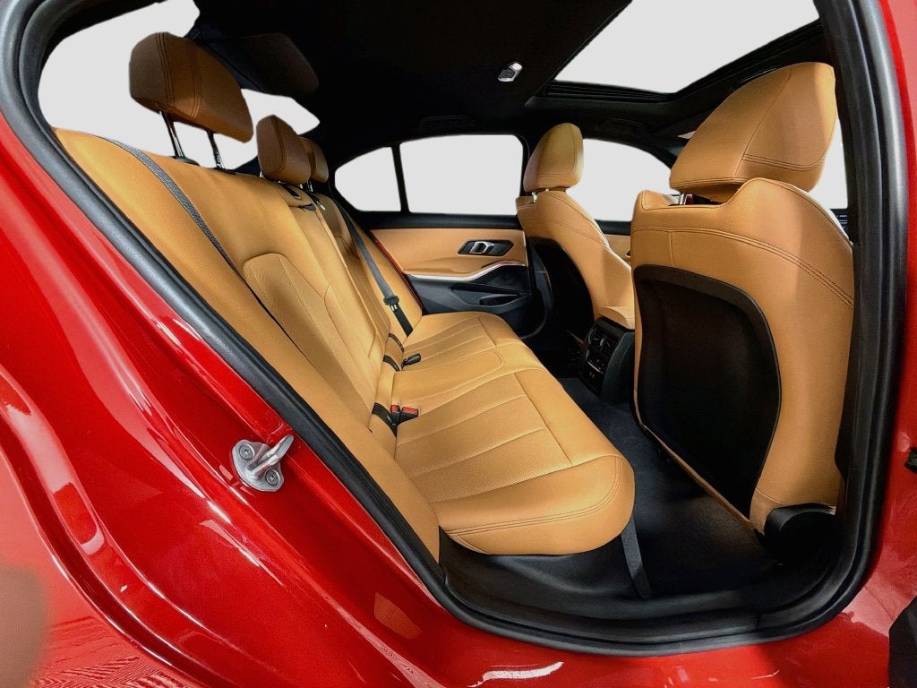 2024 BMW 3 Series 330i