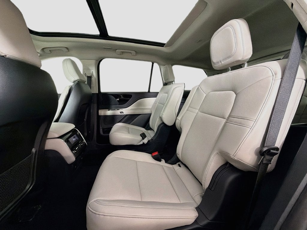 2027 Lincoln Aviator Premiere Premium