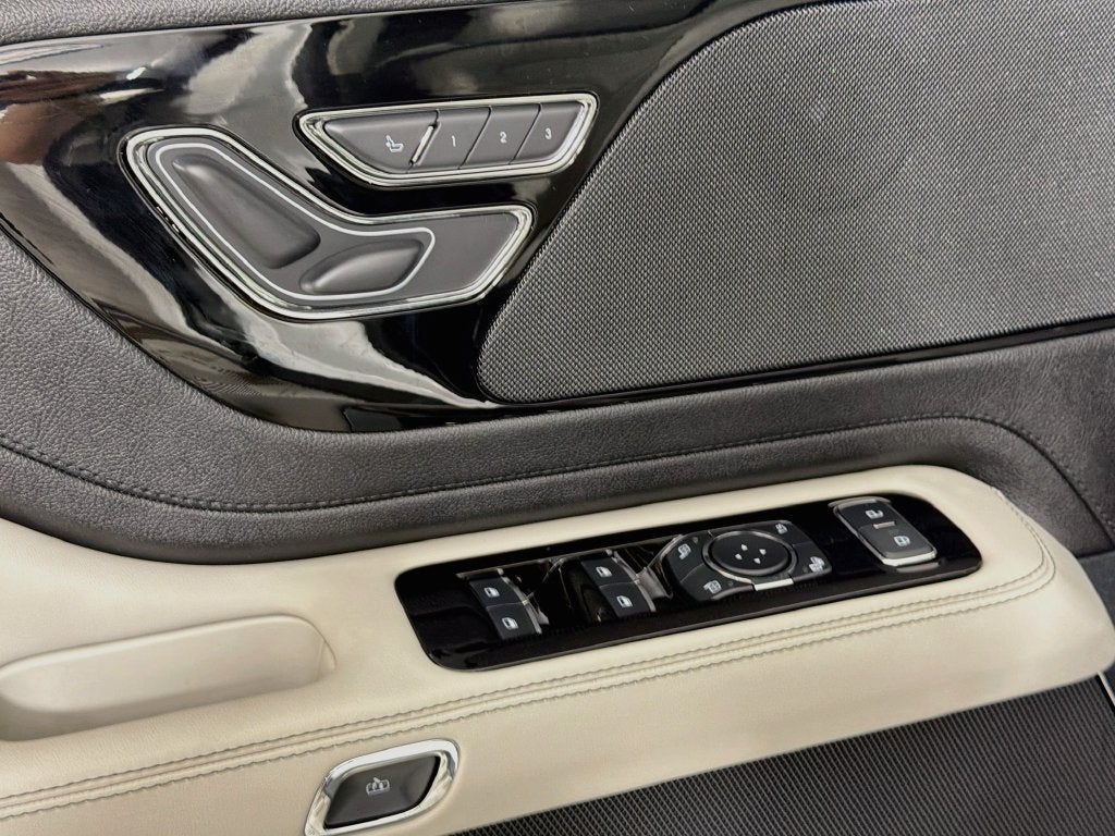 2027 Lincoln Aviator Premiere