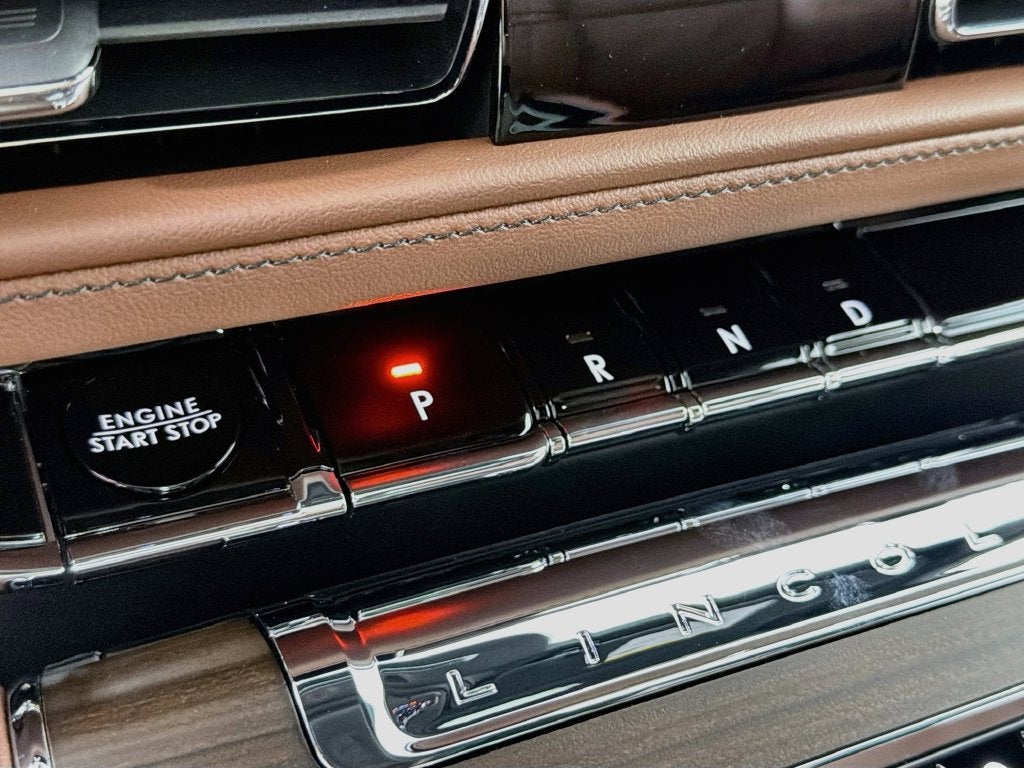 2027 Lincoln Aviator Reserve Premium