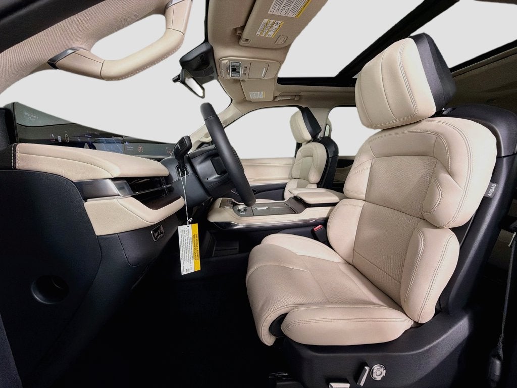 2027 Lincoln Navigator L Reserve