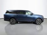 2027 Lincoln Navigator L Reserve
