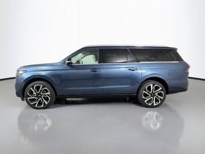 2027 Lincoln Navigator L Reserve