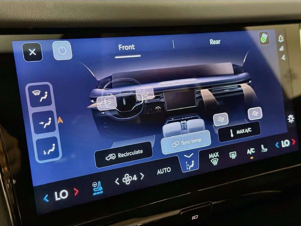 2027 Lincoln Navigator L Reserve