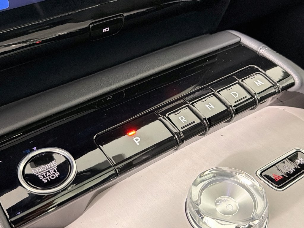 2027 Lincoln Navigator L Reserve