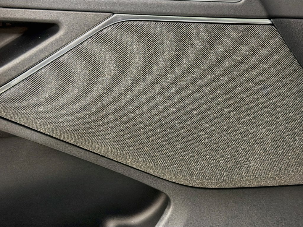 2027 Lincoln Navigator L Reserve