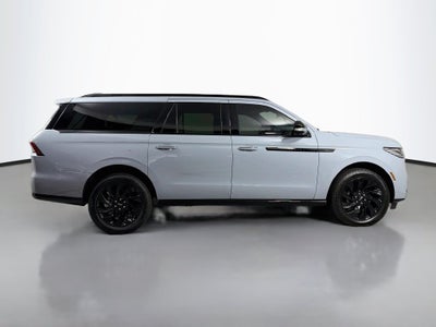 2027 Lincoln Navigator L Reserve