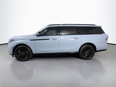 2027 Lincoln Navigator L Reserve