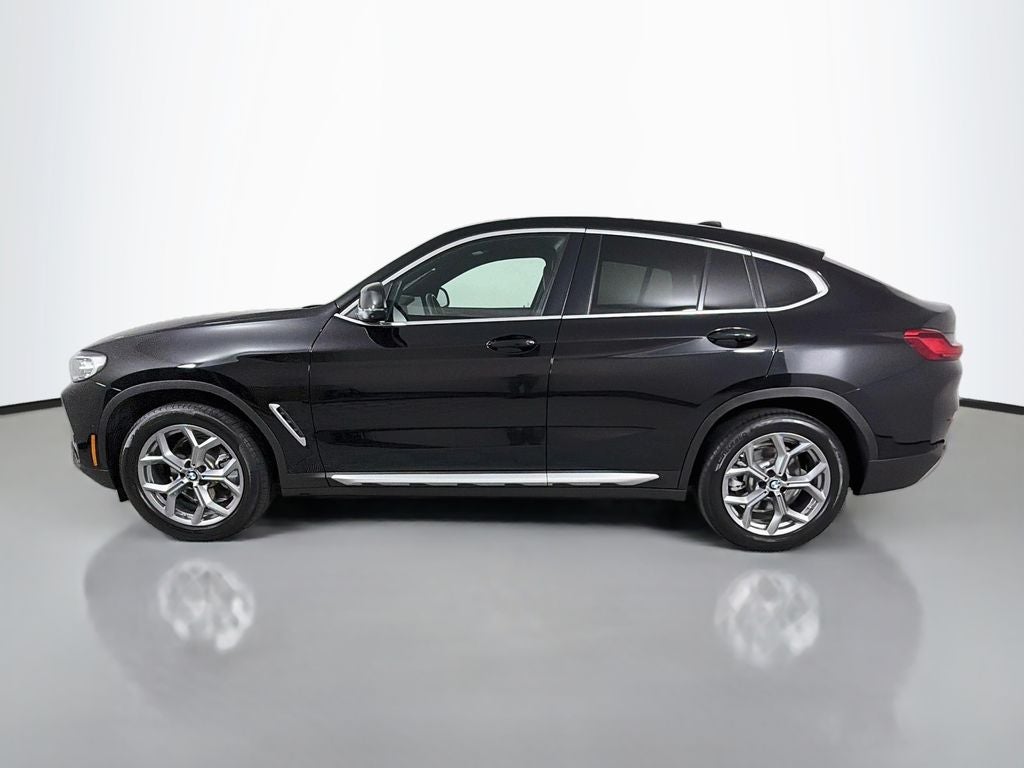 2025 BMW X4 xDrive30i