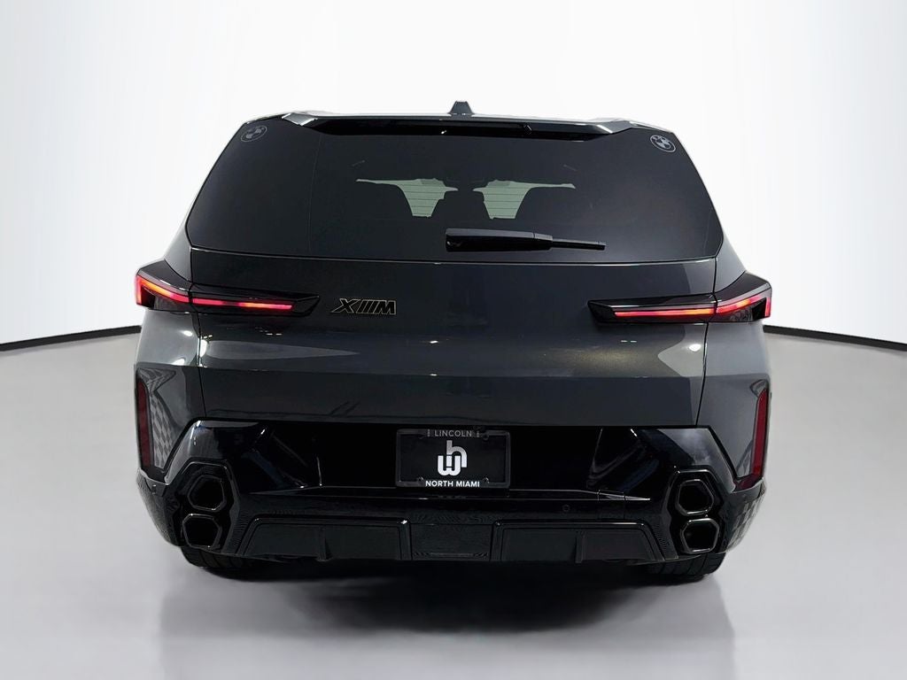 2024 BMW XM Base
