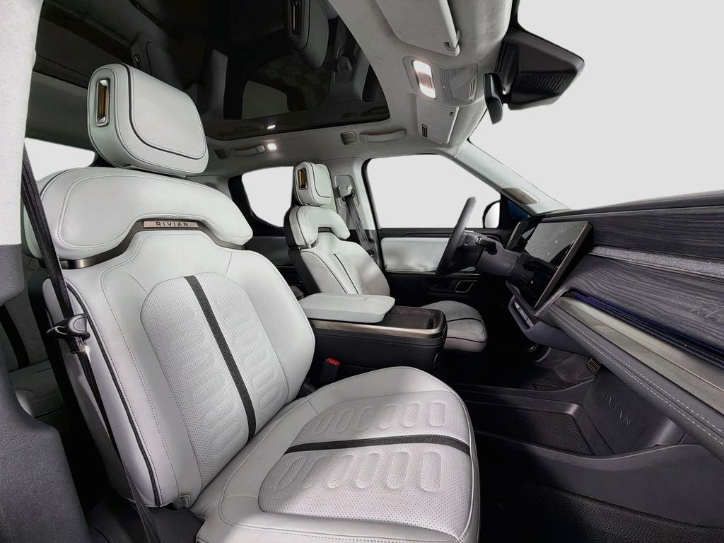 2023 Rivian R1T Adventure