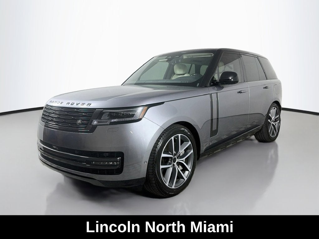 2026 Land Rover Range Rover Plug-In Hybrid SE