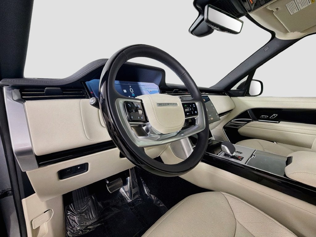 2026 Land Rover Range Rover Plug-In Hybrid SE