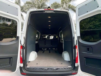 2022 Mercedes-Benz Sprinter 2500 Crew 144 WB High Roof