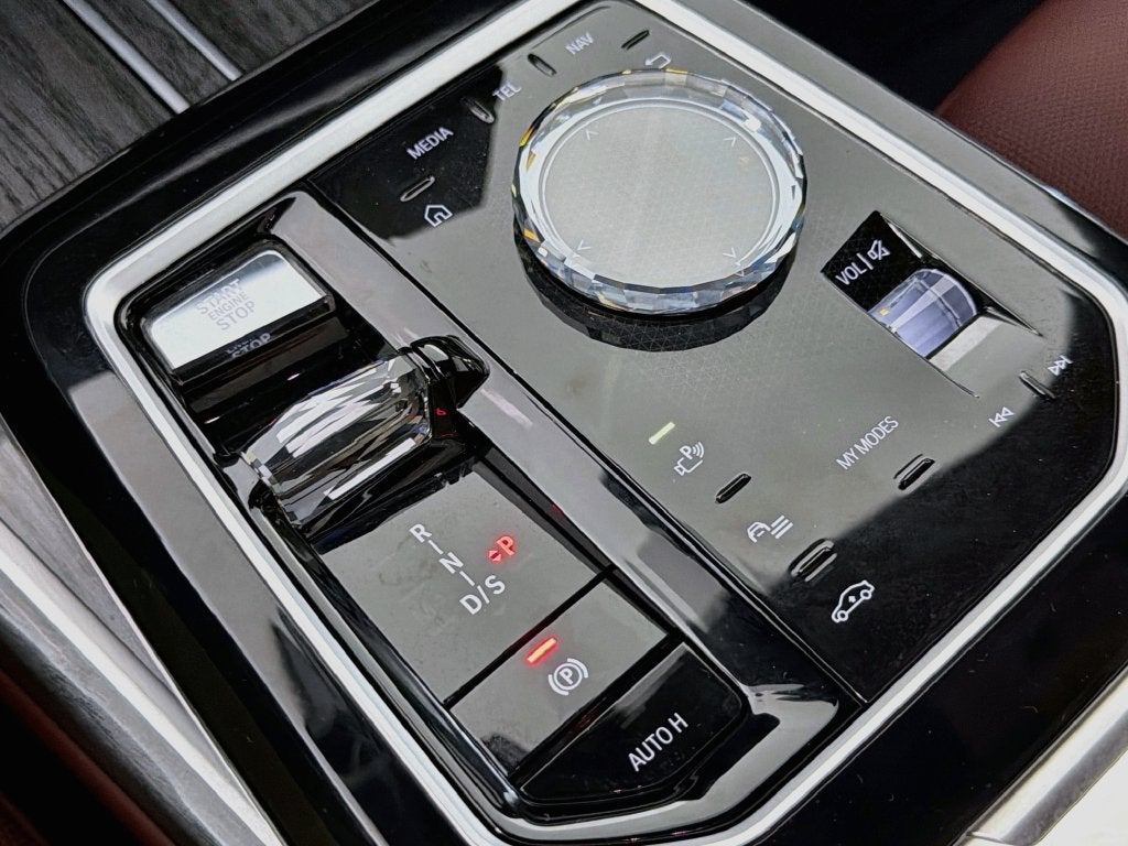 2024 BMW 7 Series 760i xDrive