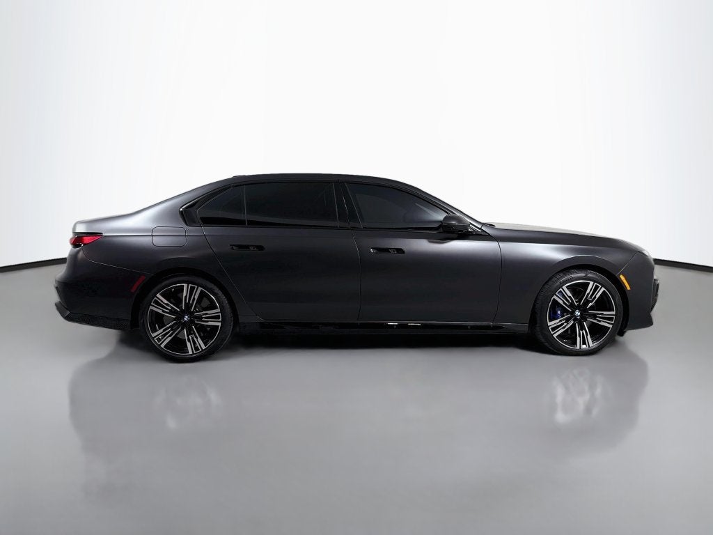 2024 BMW 7 Series 760i xDrive