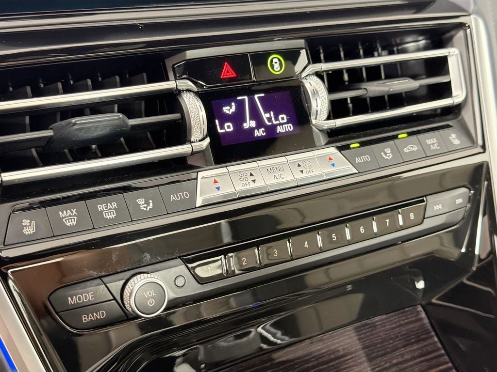2021 BMW 8 Series 840i