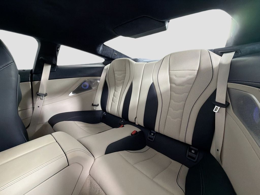 2021 BMW 8 Series 840i