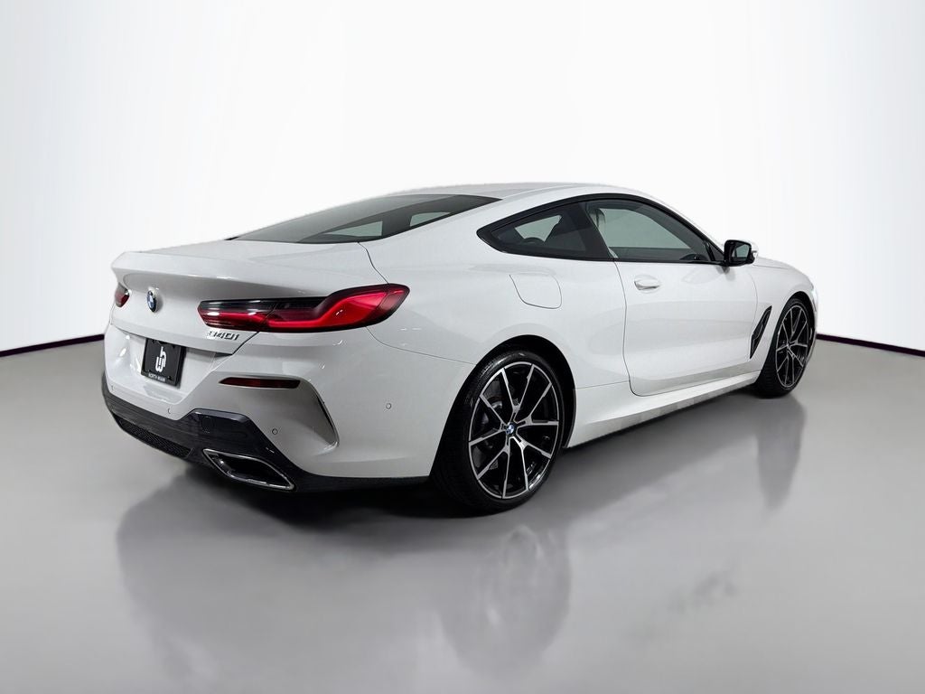 2021 BMW 8 Series 840i