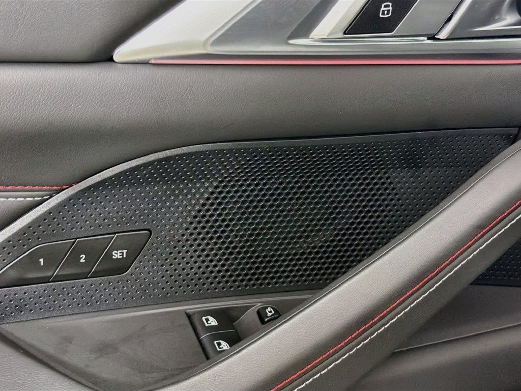2023 BMW M4 CSL