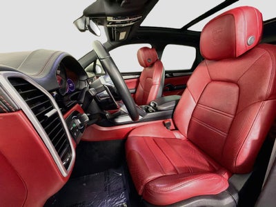 2023 Porsche Cayenne Platinum Edition