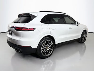 2023 Porsche Cayenne Platinum Edition