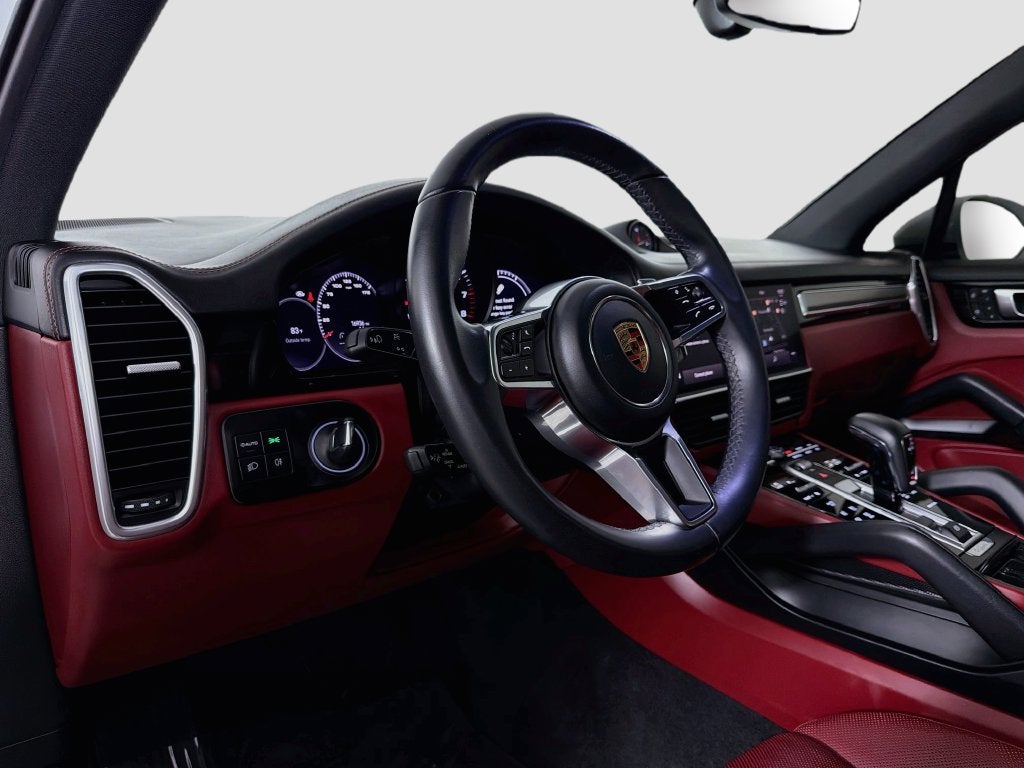2023 Porsche Cayenne Platinum Edition