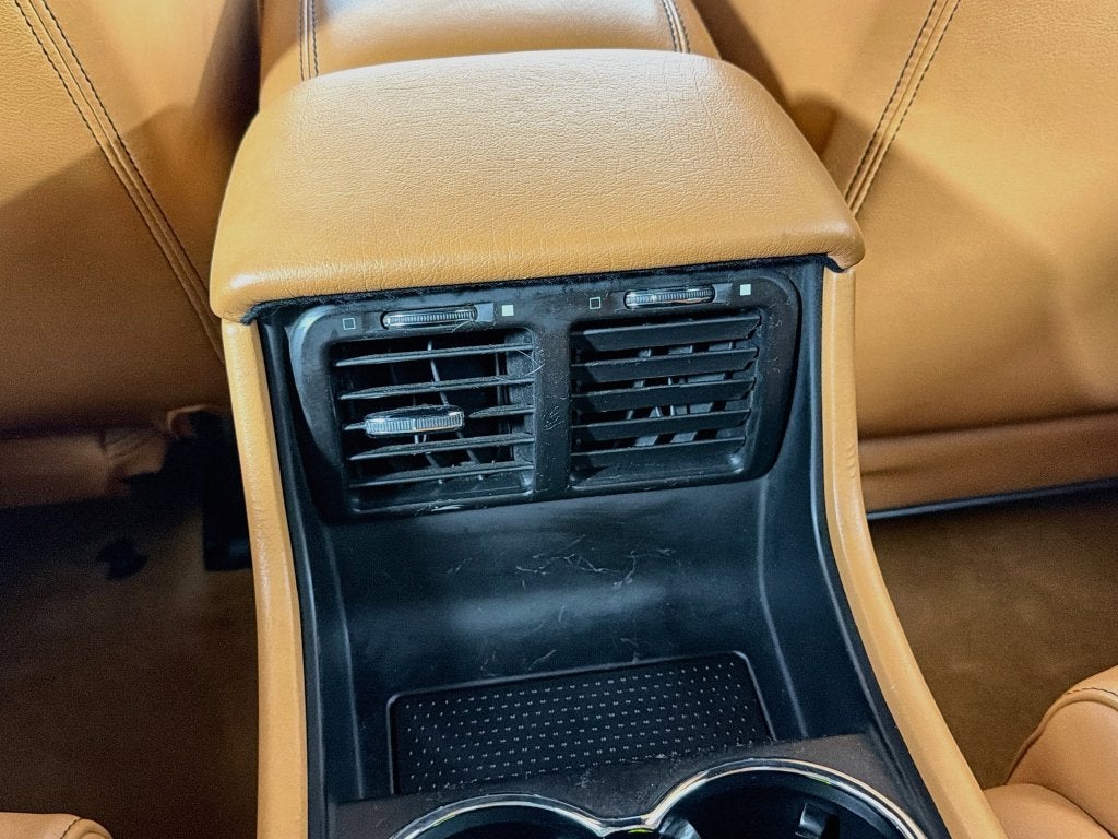 2014 Maserati GranTurismo Base