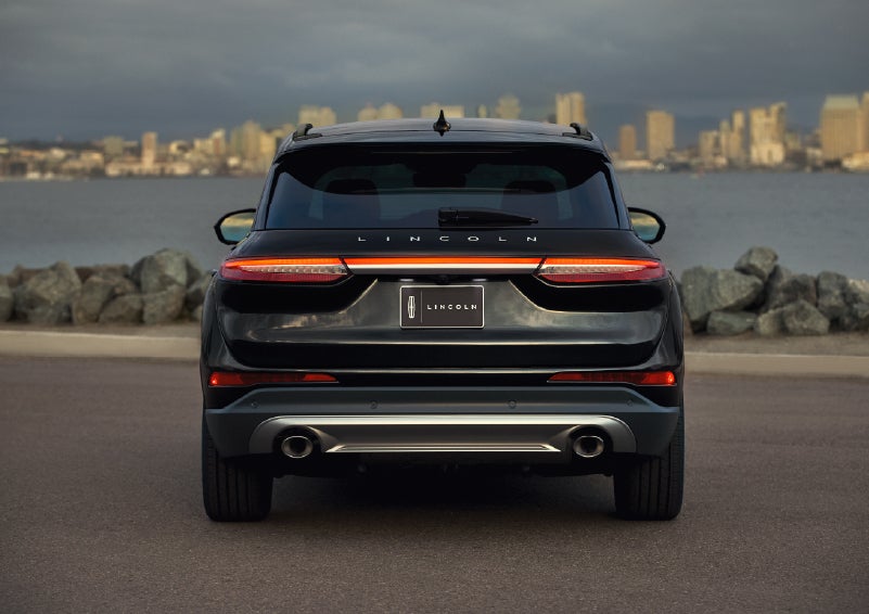 The rear lighting of the 2026 Lincoln Corsair® SUV spans the entire width of the vehicle. | Lincoln North Miami in North Miami FL