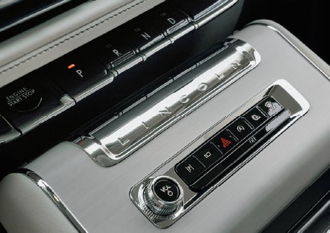 The piano key gear selector of a 2027 Lincoln Aviator® Back Label™ SUV. | Lincoln North Miami in North Miami FL